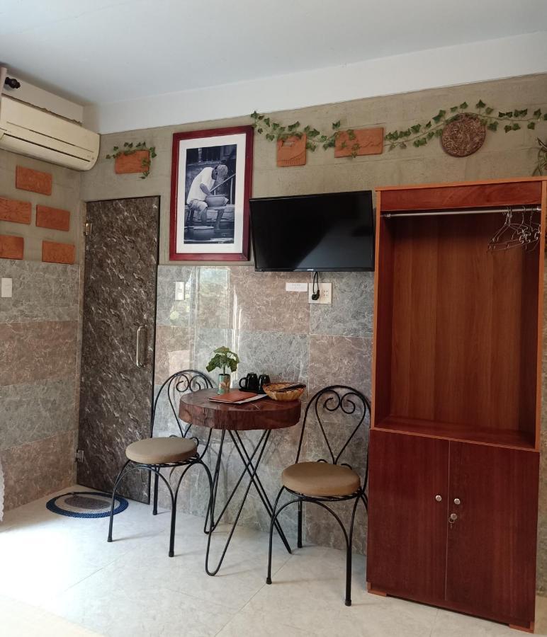 Terra Cotta Homestay Hoi An Esterno foto